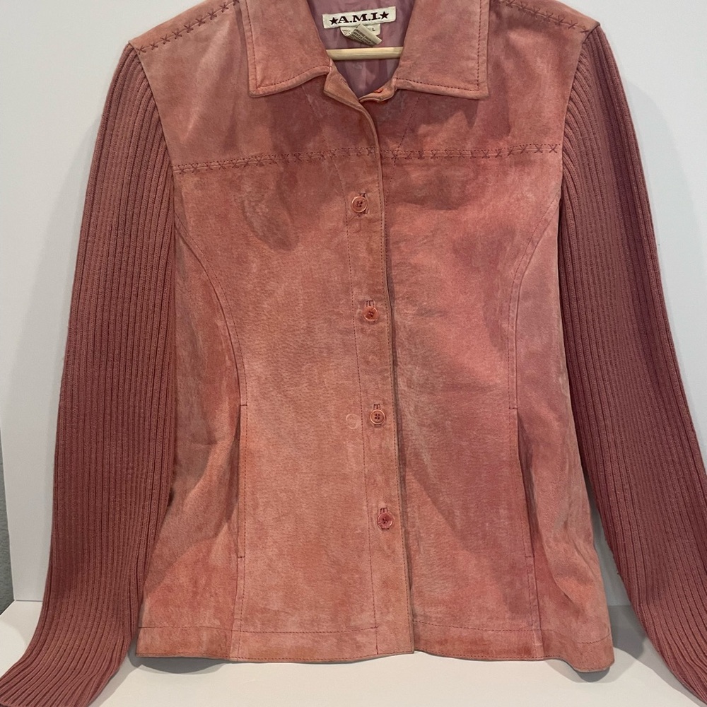 A.M.I Women's Pink Leather Jacket with Ribbed Sleeves Vintage